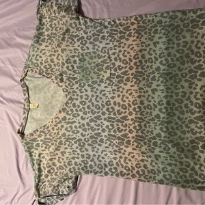 XL Animal Print top